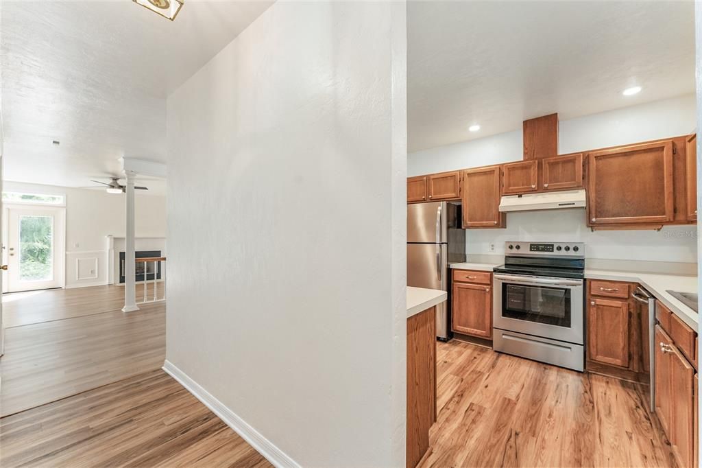 For Rent: $1,750 (2 beds, 2 baths, 1414 Square Feet)