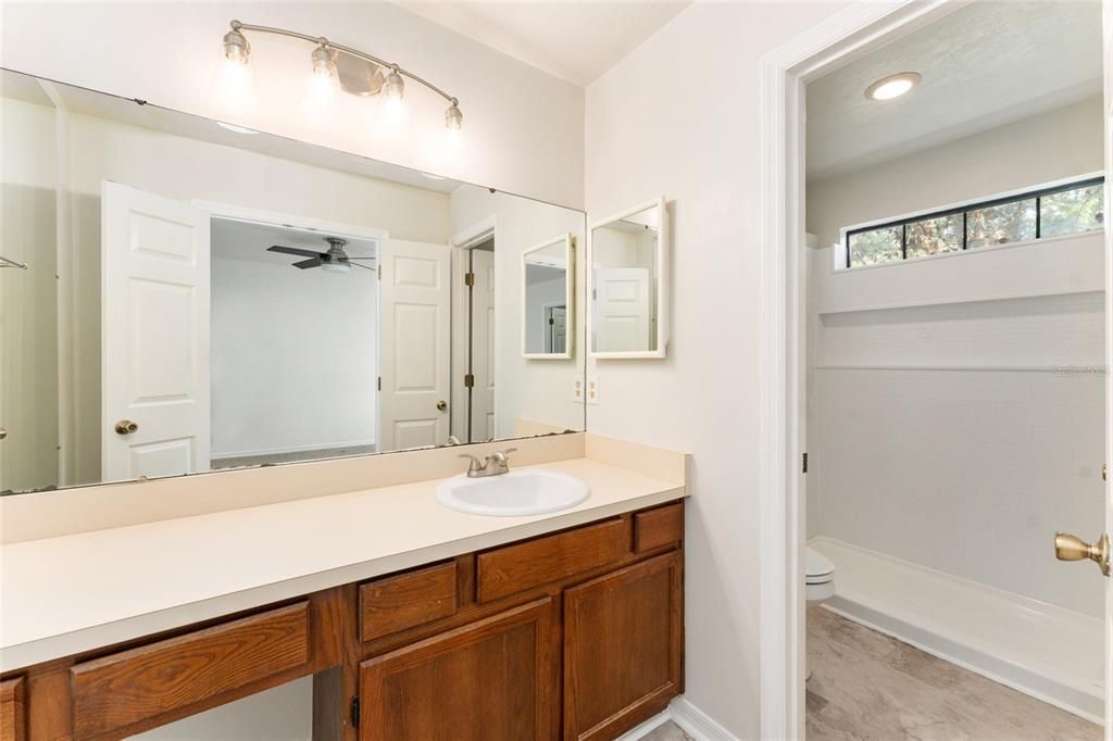 For Rent: $1,750 (2 beds, 2 baths, 1414 Square Feet)