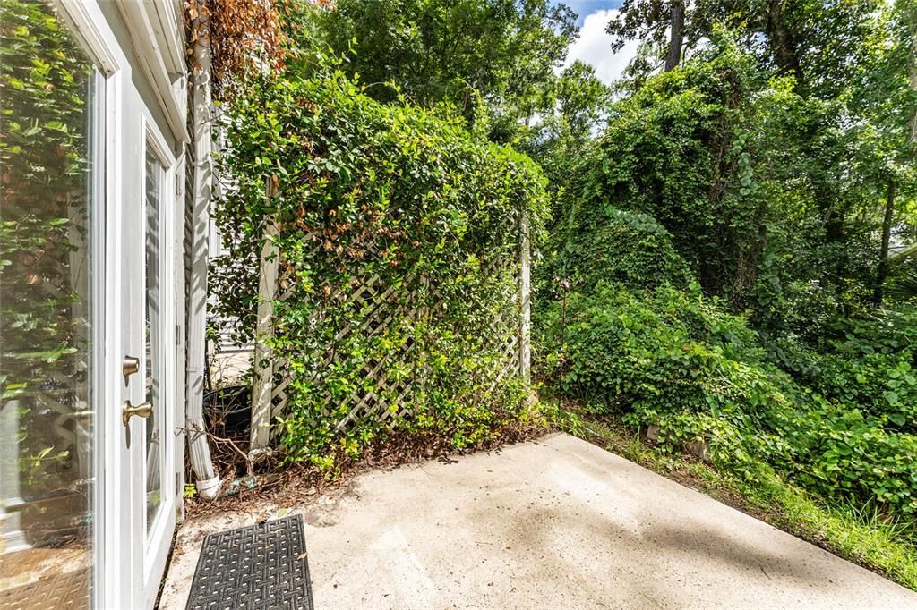 For Rent: $1,750 (2 beds, 2 baths, 1414 Square Feet)