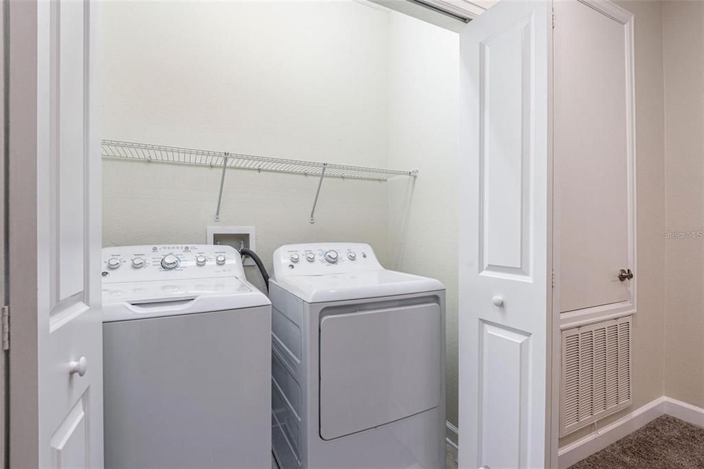 For Rent: $2,750 (3 beds, 2 baths, 1863 Square Feet)
