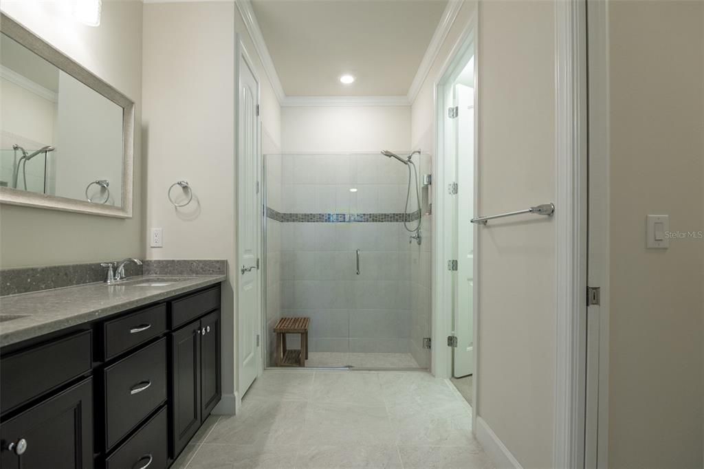 For Rent: $4,100 (2 beds, 2 baths, 1548 Square Feet)