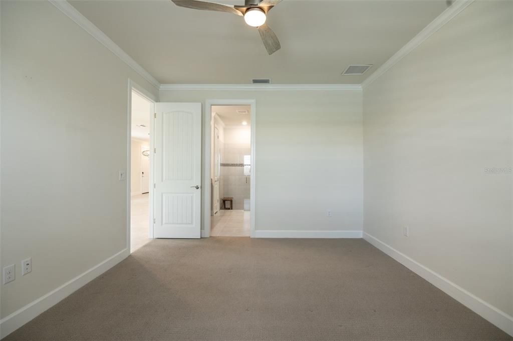 For Rent: $4,100 (2 beds, 2 baths, 1548 Square Feet)