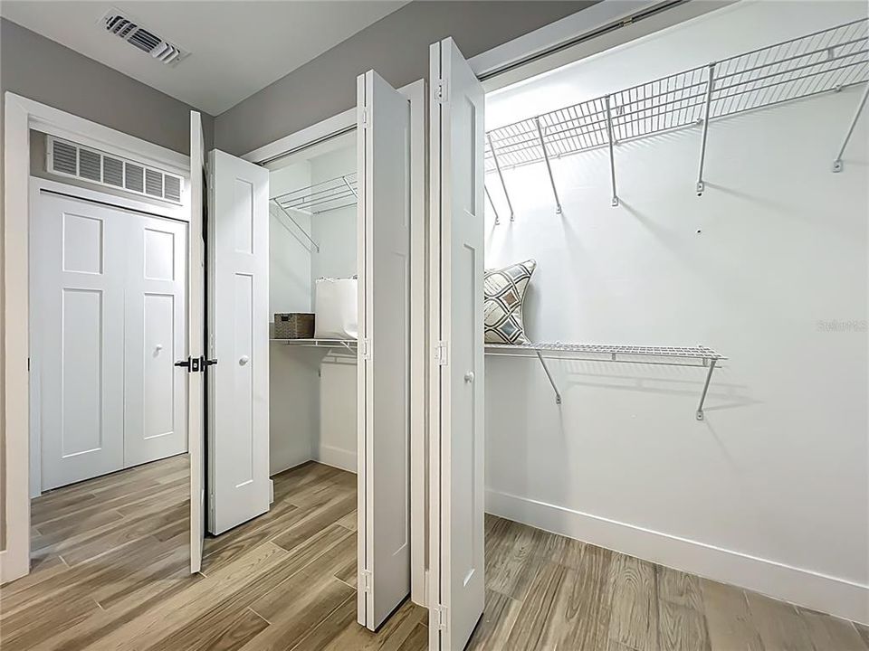 En Venta: $899,000 (4 camas, 2 baños, 1830 Pies cuadrados)