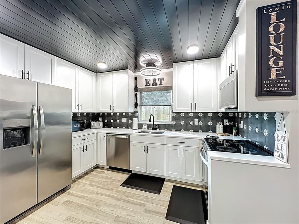 En Venta: $899,000 (4 camas, 2 baños, 1830 Pies cuadrados)