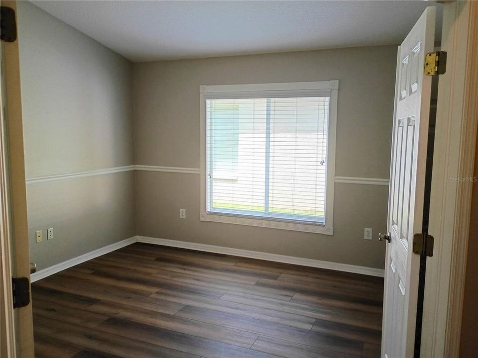 For Rent: $2,300 (3 beds, 2 baths, 1434 Square Feet)