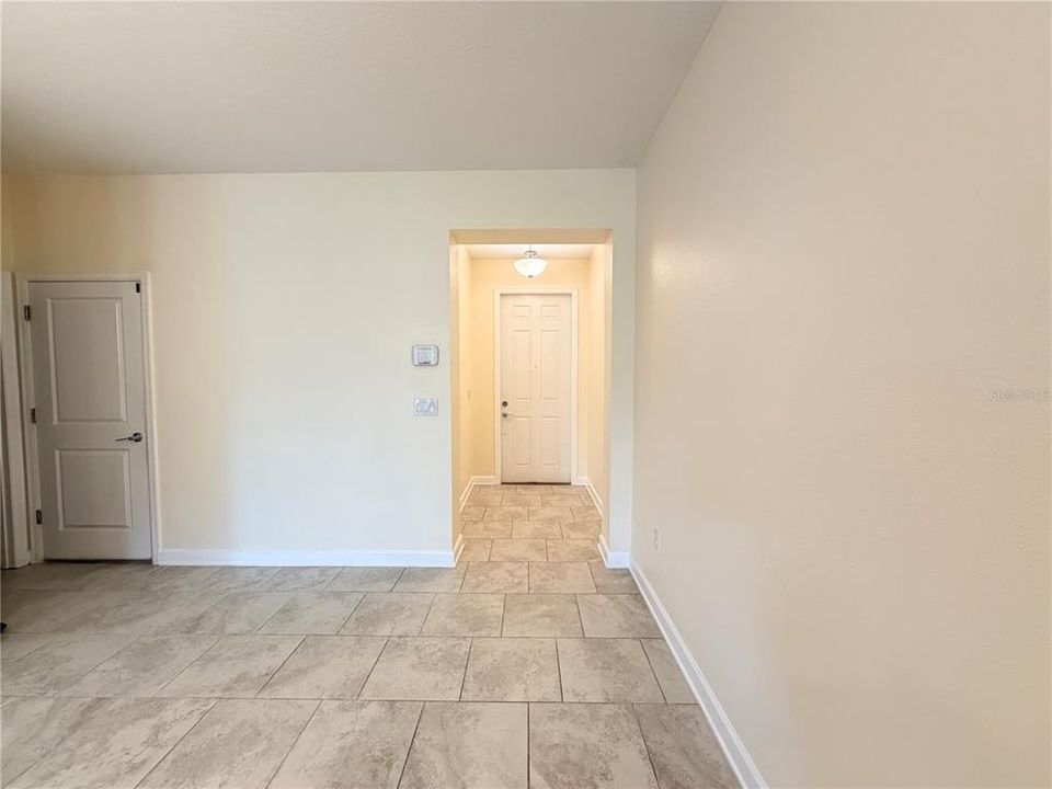 En Renta: $2,300 (4 camas, 3 baños, 2016 Pies cuadrados)