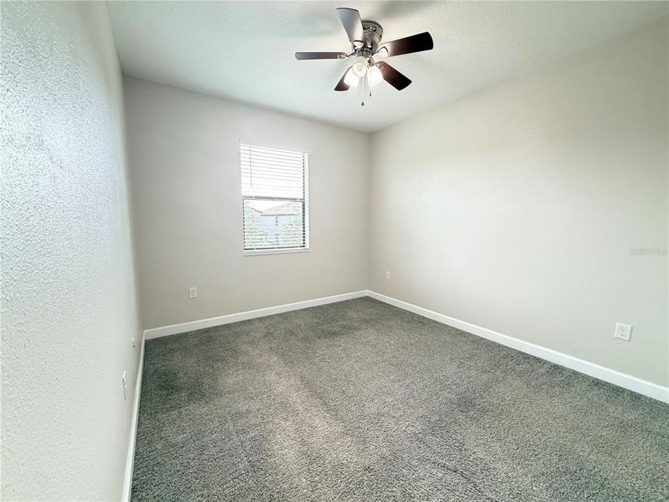 En Renta: $2,300 (4 camas, 3 baños, 2016 Pies cuadrados)