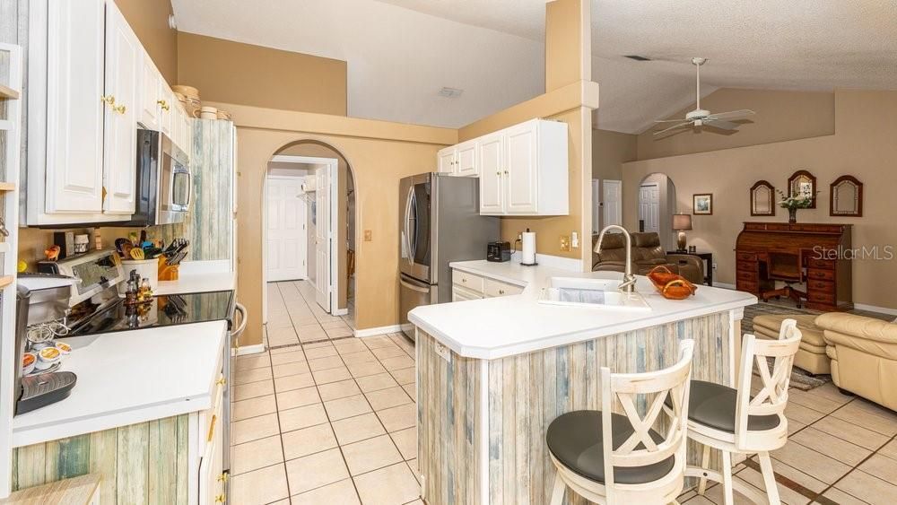 En Venta: $369,900 (3 camas, 2 baños, 1568 Pies cuadrados)
