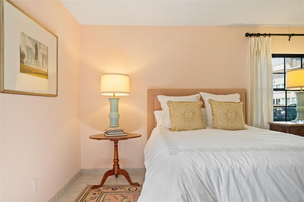 Activo con contrato: $1,299,000 (3 camas, 2 baños, 1734 Pies cuadrados)