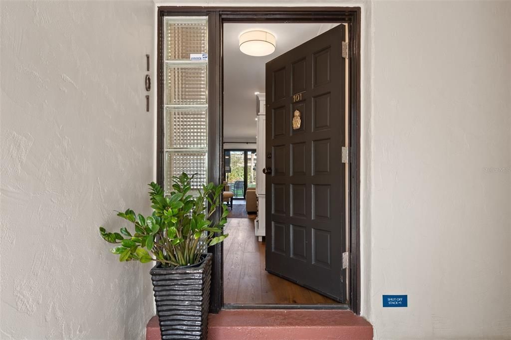 Activo con contrato: $1,299,000 (3 camas, 2 baños, 1734 Pies cuadrados)