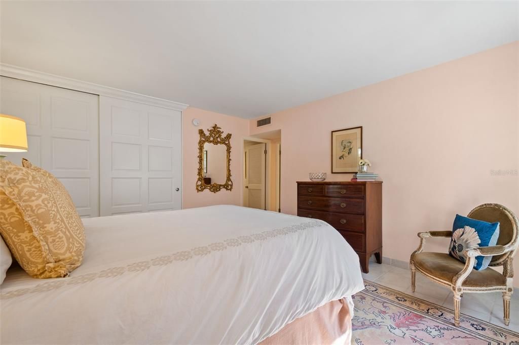 Activo con contrato: $1,299,000 (3 camas, 2 baños, 1734 Pies cuadrados)