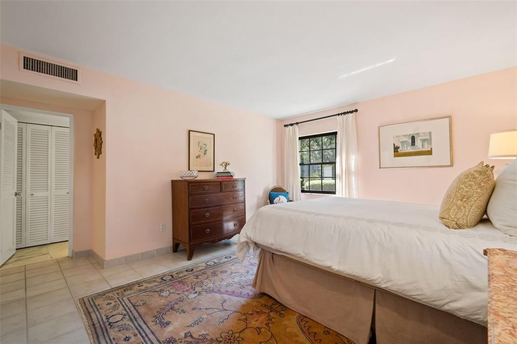 Activo con contrato: $1,299,000 (3 camas, 2 baños, 1734 Pies cuadrados)
