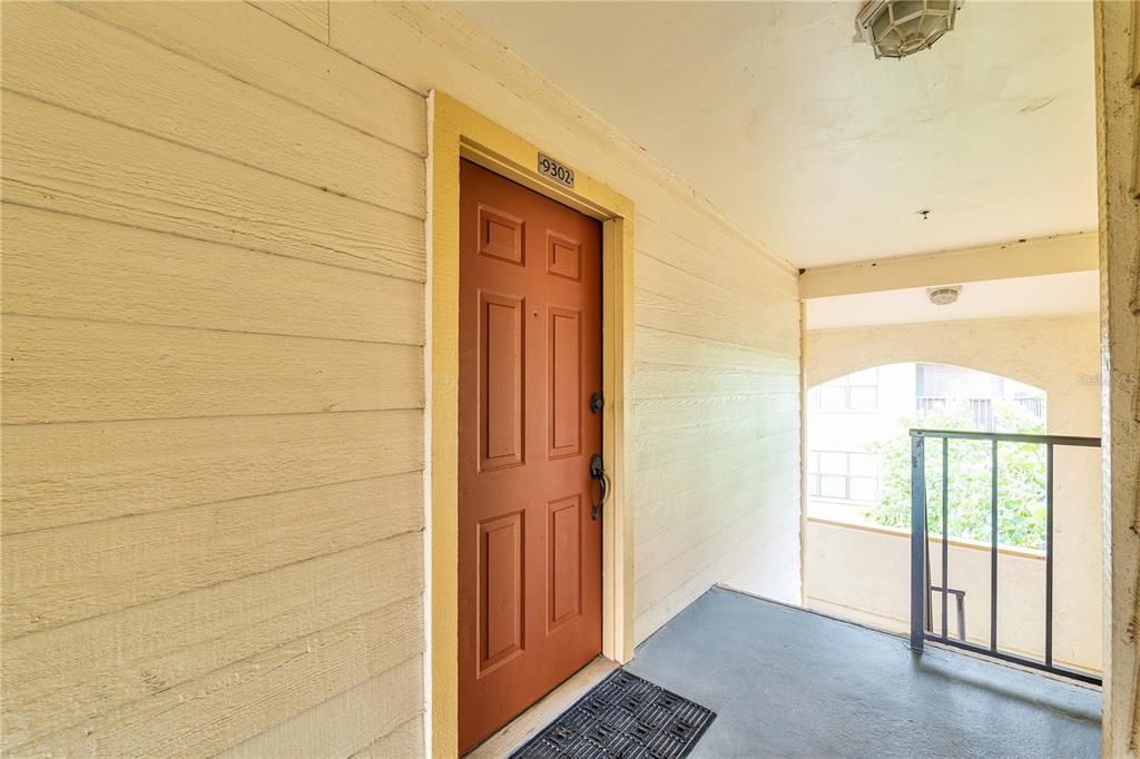 For Rent: $1,695 (2 beds, 1 baths, 857 Square Feet)