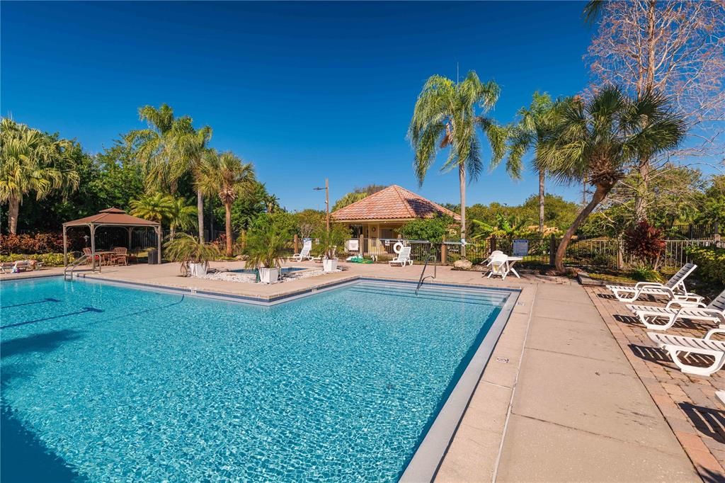 For Rent: $1,695 (2 beds, 1 baths, 857 Square Feet)