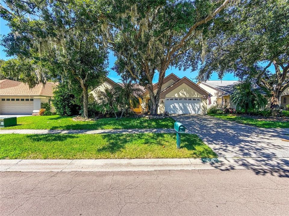 For Sale: $481,900 (4 beds, 3 baths, 2477 Square Feet)