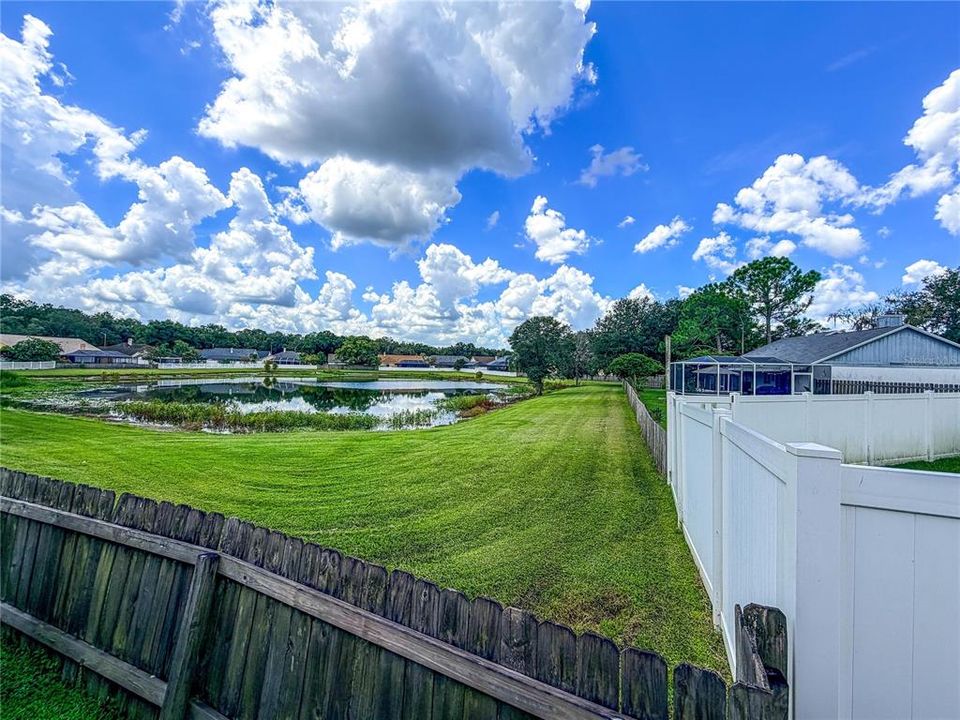 For Sale: $481,900 (4 beds, 3 baths, 2477 Square Feet)