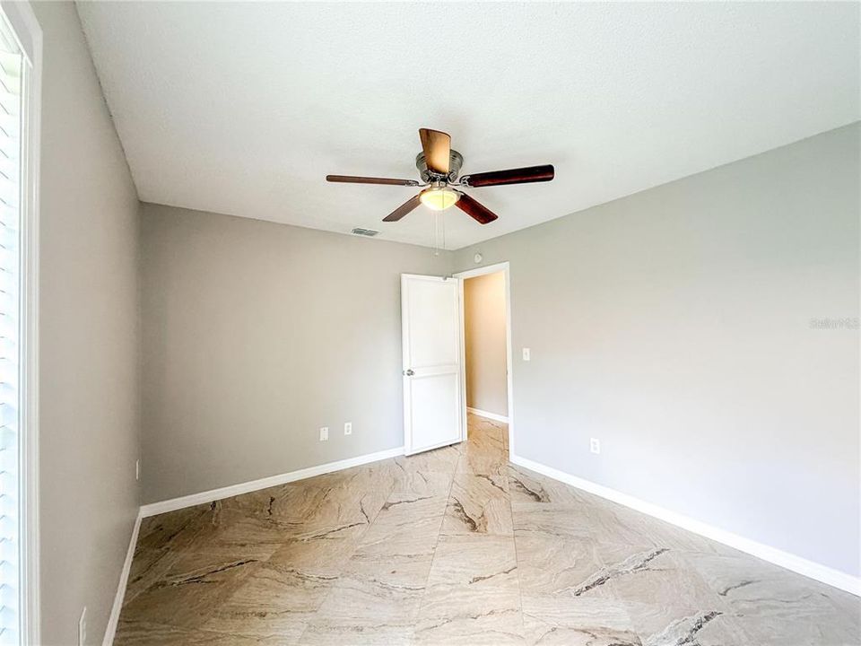 For Sale: $481,900 (4 beds, 3 baths, 2477 Square Feet)