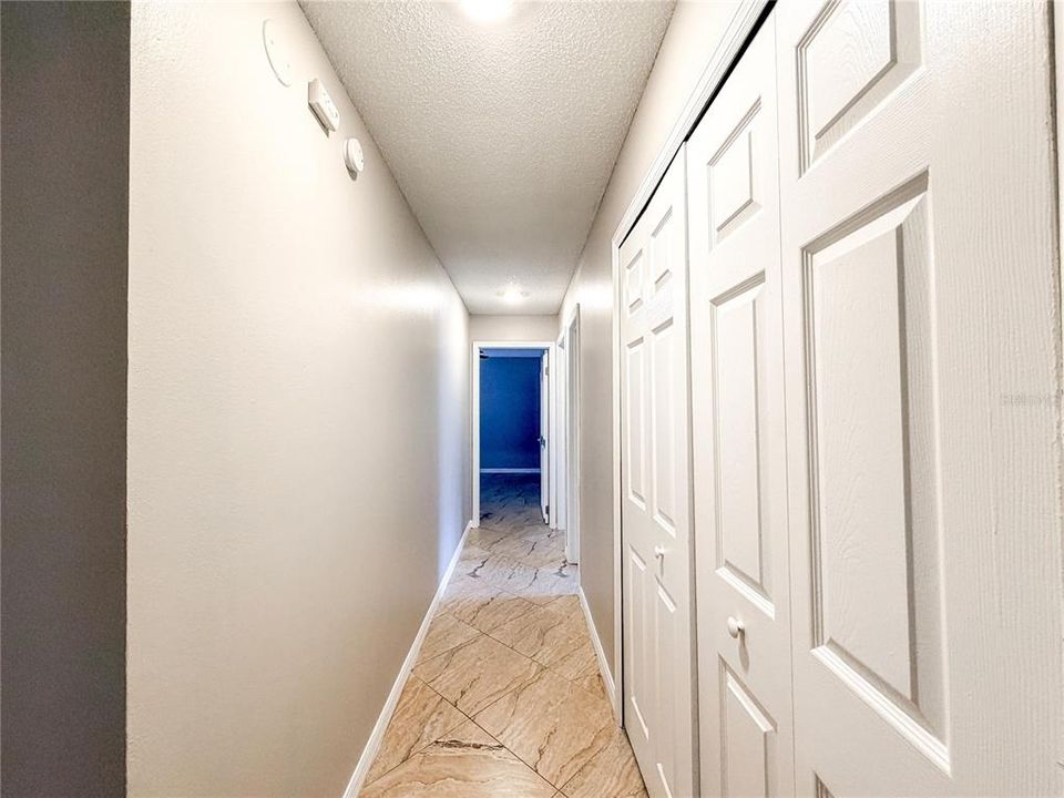 For Sale: $481,900 (4 beds, 3 baths, 2477 Square Feet)