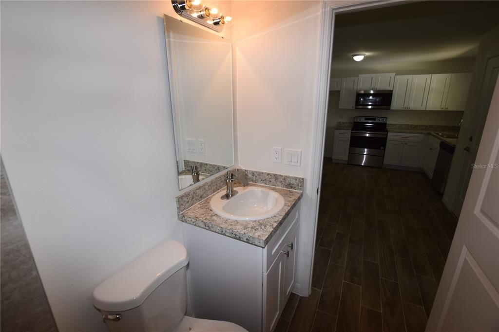В аренду: $1,675 (3 спален, 2 ванн, 1040 Квадратных фут)