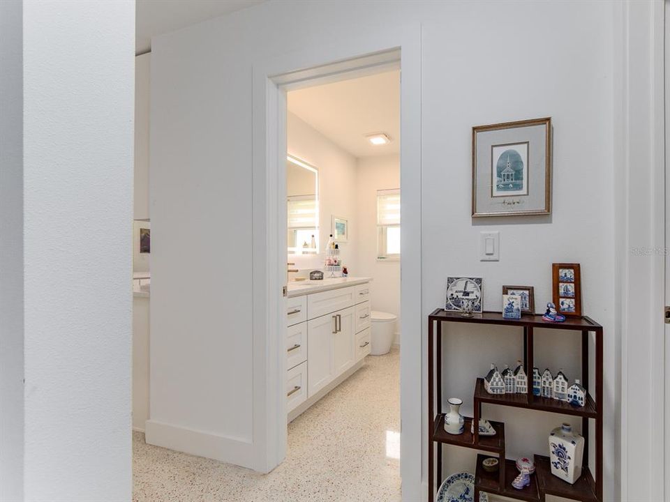 En Venta: $439,000 (2 camas, 2 baños, 1230 Pies cuadrados)