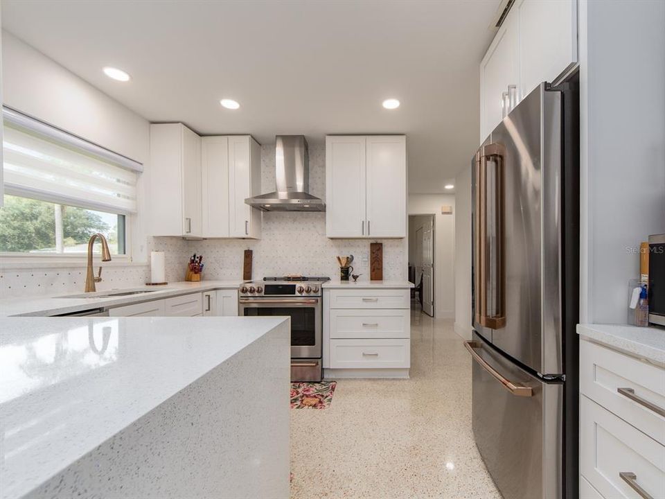 En Venta: $439,000 (2 camas, 2 baños, 1230 Pies cuadrados)