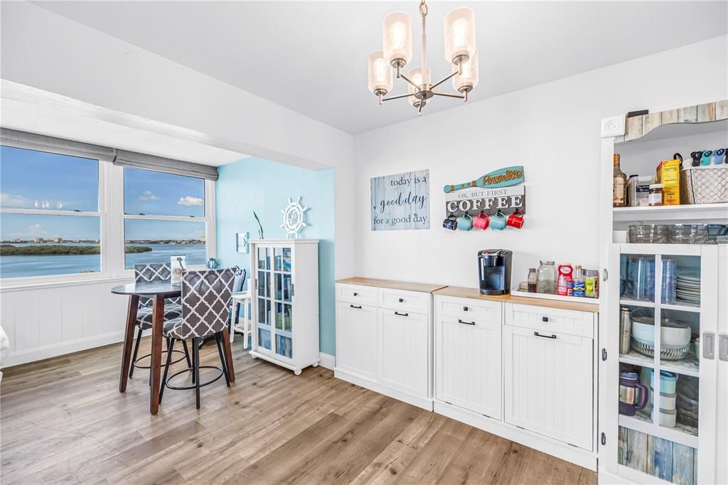 En Venta: $259,900 (2 camas, 2 baños, 1225 Pies cuadrados)