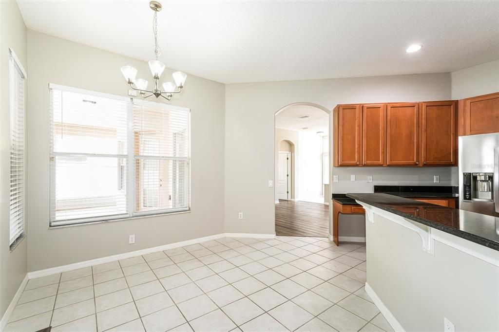 For Sale: $419,900 (4 beds, 3 baths, 2215 Square Feet)