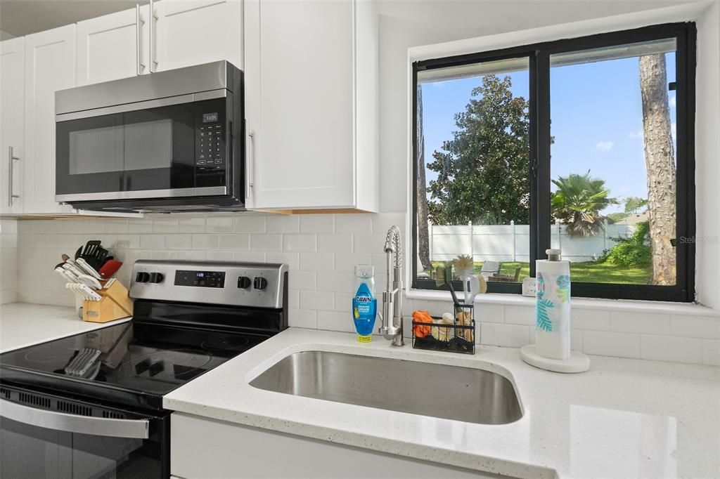 For Sale: $309,900 (3 beds, 2 baths, 1343 Square Feet)