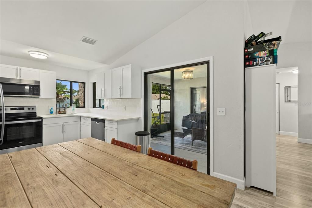 For Sale: $309,900 (3 beds, 2 baths, 1343 Square Feet)