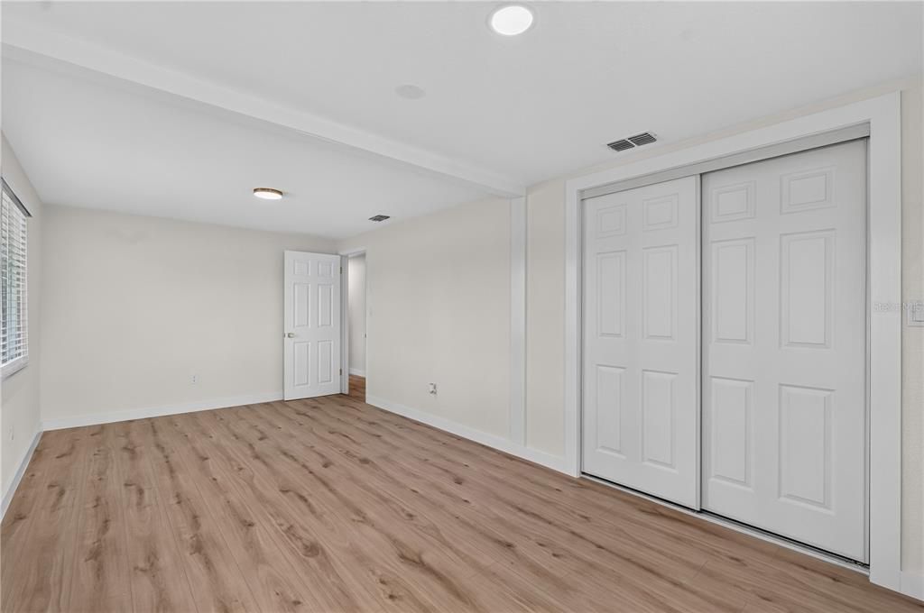 For Sale: $549,990 (3 beds, 2 baths, 1725 Square Feet)
