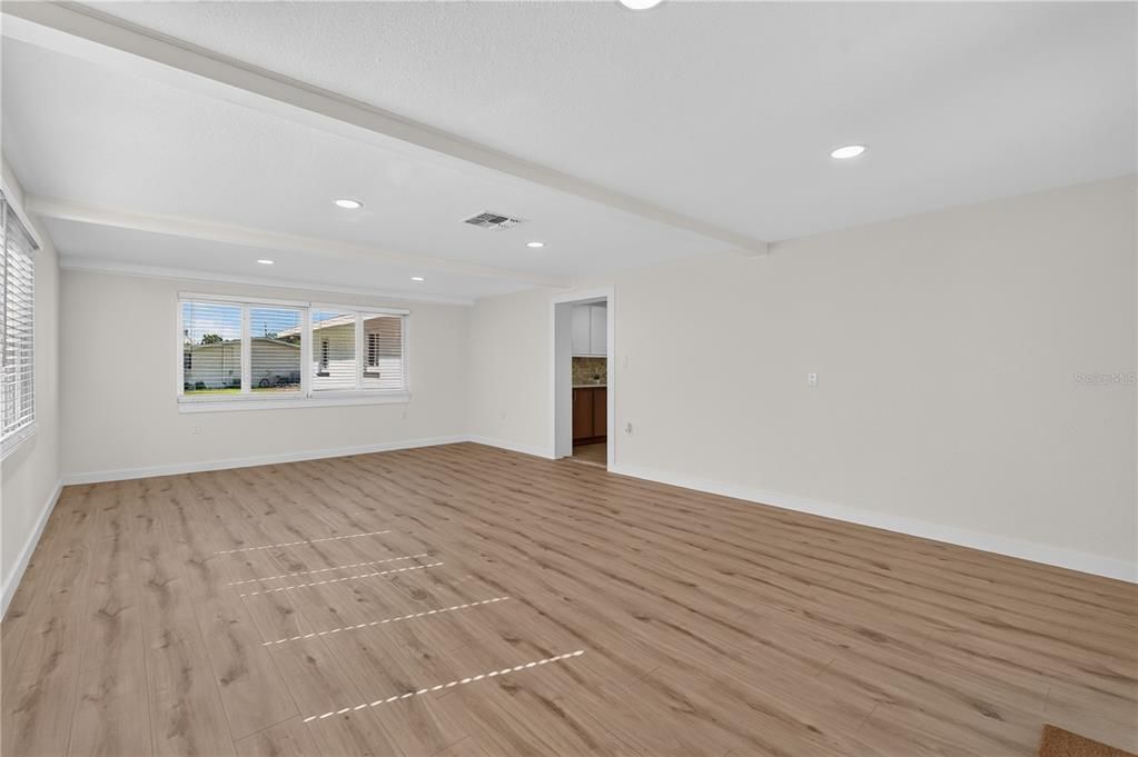 For Sale: $549,990 (3 beds, 2 baths, 1725 Square Feet)