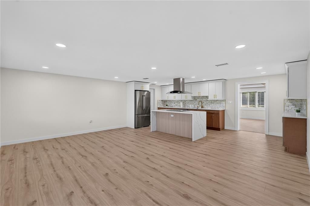 For Sale: $549,990 (3 beds, 2 baths, 1725 Square Feet)