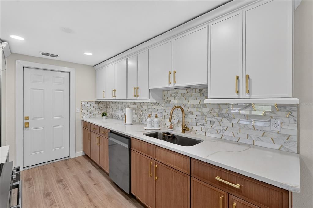 For Sale: $549,990 (3 beds, 2 baths, 1725 Square Feet)