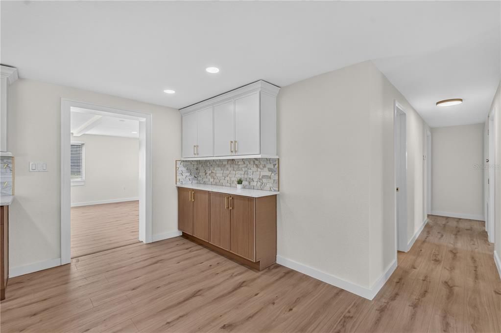 For Sale: $549,990 (3 beds, 2 baths, 1725 Square Feet)