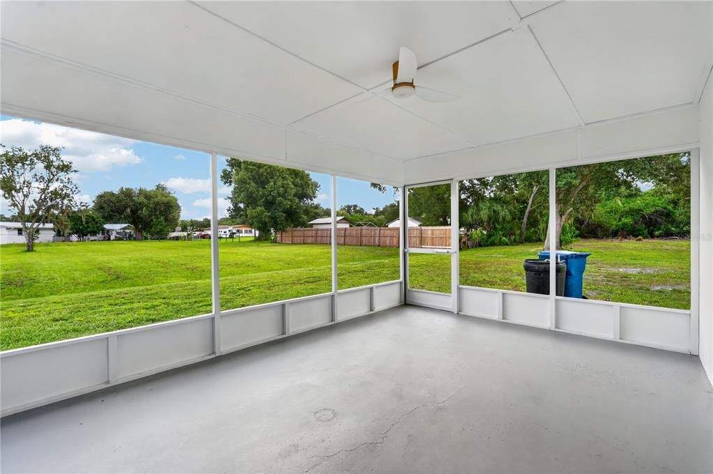 For Sale: $549,990 (3 beds, 2 baths, 1725 Square Feet)