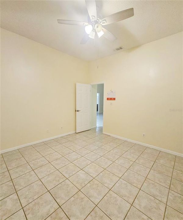 En Venta: $565,700 (4 camas, 2 baños, 2308 Pies cuadrados)