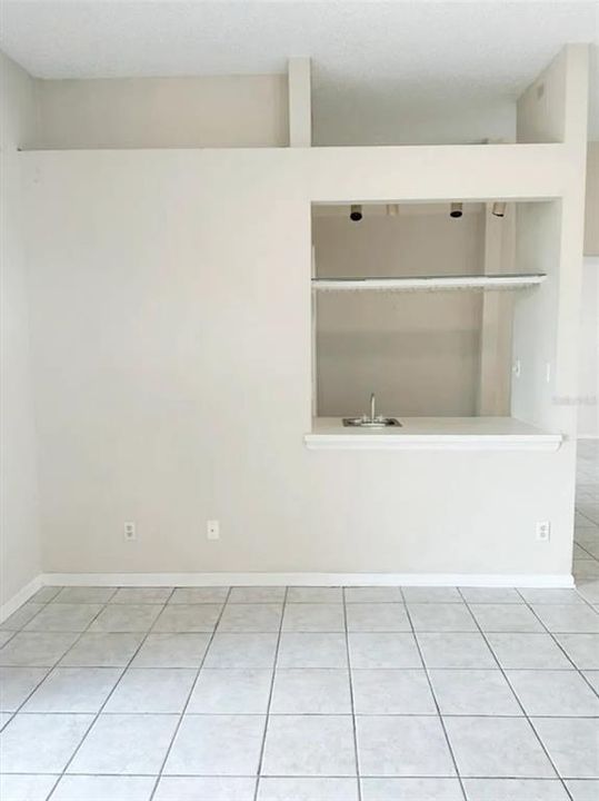 En Venta: $565,700 (4 camas, 2 baños, 2308 Pies cuadrados)