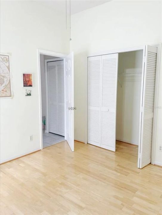 En Venta: $565,700 (4 camas, 2 baños, 2308 Pies cuadrados)