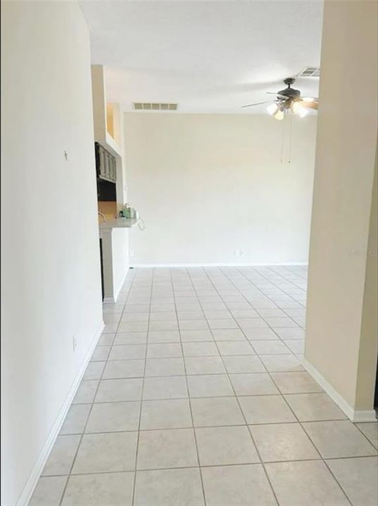 En Venta: $565,700 (4 camas, 2 baños, 2308 Pies cuadrados)