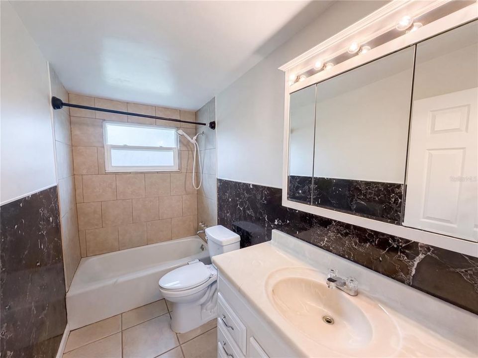 For Sale: $235,000 (3 beds, 2 baths, 1134 Square Feet)