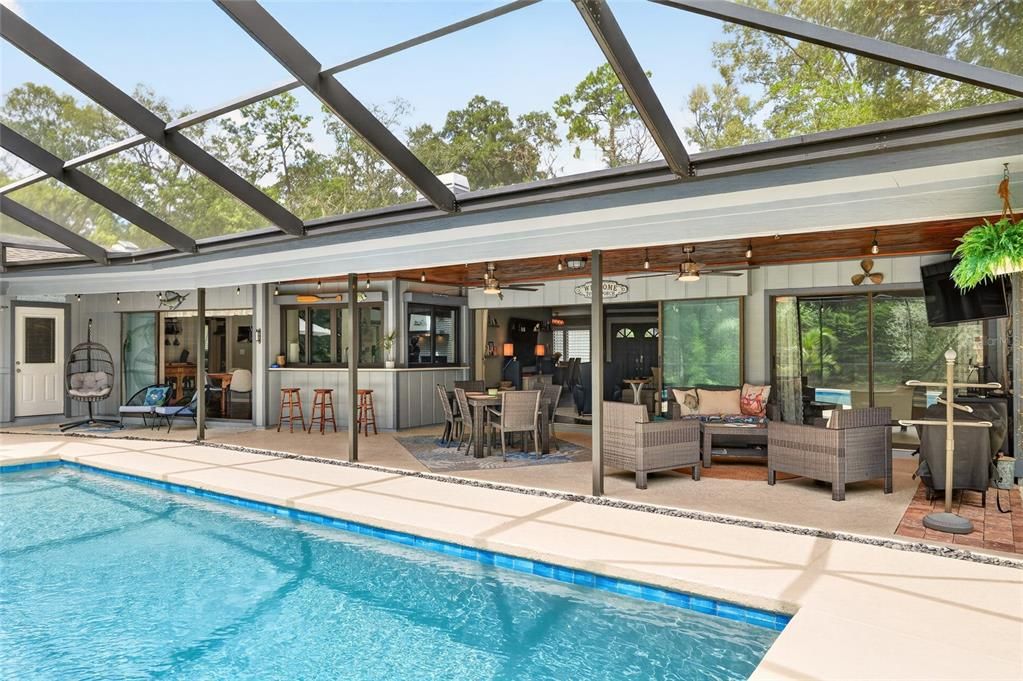 En Venta: $749,000 (4 camas, 3 baños, 2734 Pies cuadrados)