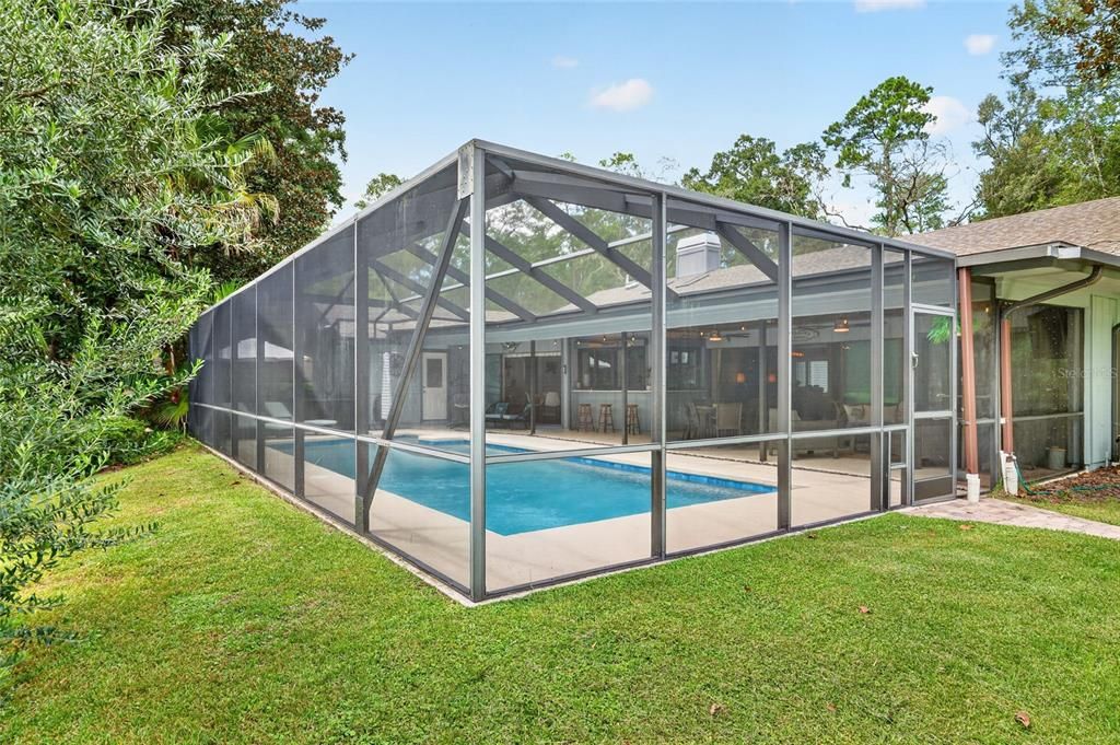 En Venta: $749,000 (4 camas, 3 baños, 2734 Pies cuadrados)