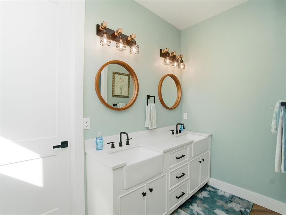 For Sale: $625,000 (4 beds, 2 baths, 1826 Square Feet)