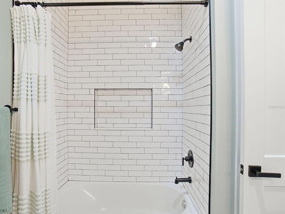 For Sale: $625,000 (4 beds, 2 baths, 1826 Square Feet)