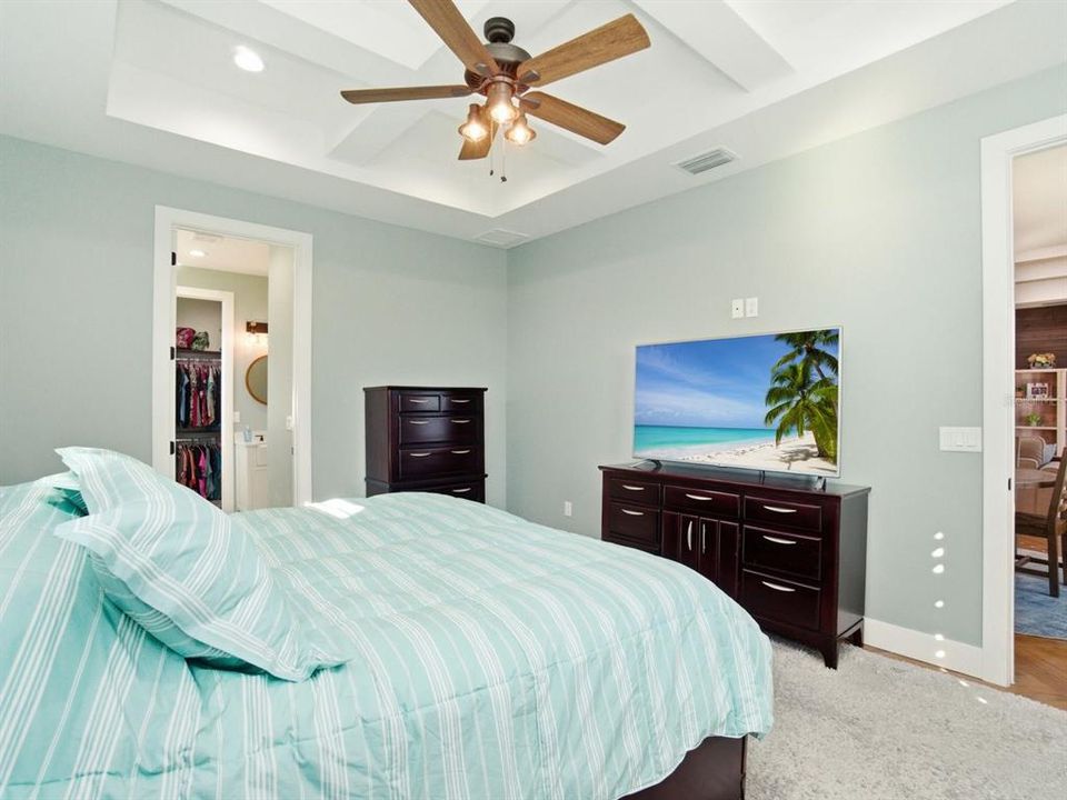 For Sale: $625,000 (4 beds, 2 baths, 1826 Square Feet)