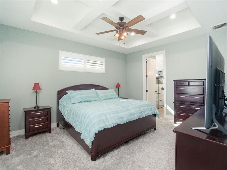 For Sale: $625,000 (4 beds, 2 baths, 1826 Square Feet)