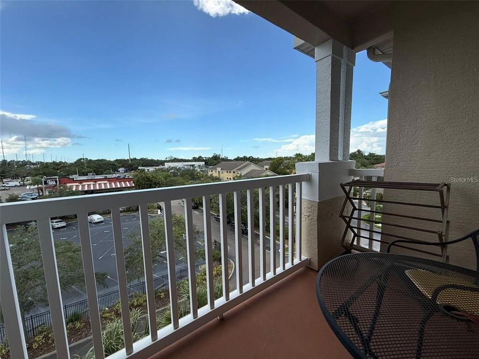 For Rent: $1,450 (1 beds, 1 baths, 660 Square Feet)