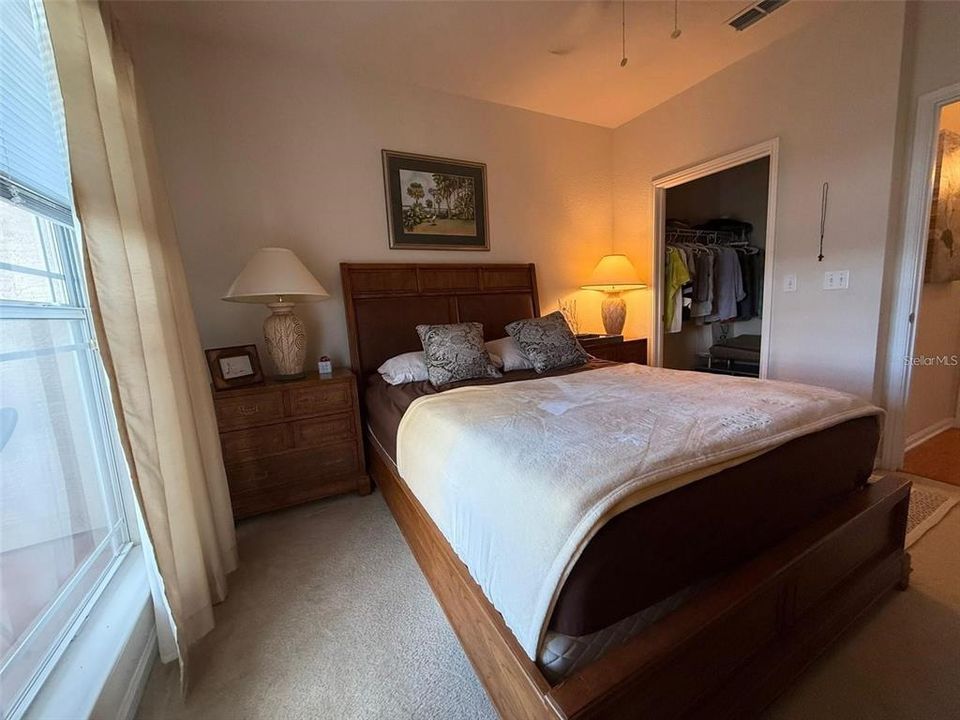 For Rent: $1,450 (1 beds, 1 baths, 660 Square Feet)