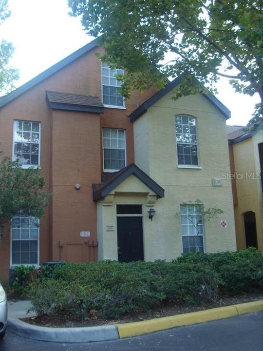 For Rent: $1,550 (1 beds, 1 baths, 794 Square Feet)