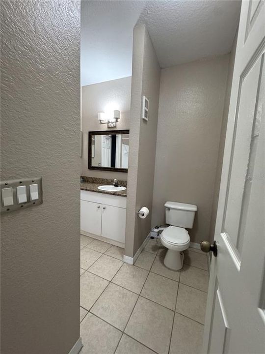 For Rent: $1,550 (1 beds, 1 baths, 794 Square Feet)